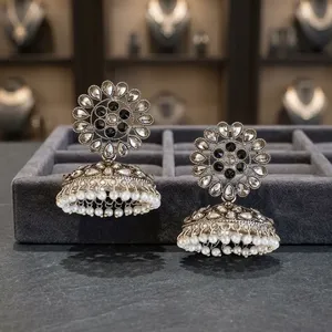 ต่างหูแบบห้อยประดับมุกเทียมรูปผีเสื้อ ดีไซน์โรแมนติก ยี่ห้อ Kanhai Jewels รุ่น 8871BLACK ชุบแพลตตินั่ม สำหรับโอกาสพิเศษ เช่น วันครบรอบ - Product Image 2
