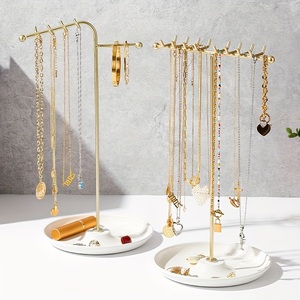 Organizador de Joyas Delgado con Múltiples Ganchos, Soporte para Collares, Bandeja Expositora de Pendientes, Base Antienredos, Diseño que Ahorra Espacio para Tocador - Product Image 3