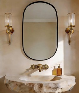 Miroir de salle de bain minimaliste en forme de capsule, miroir mural ovale moderne en laiton authentique, élégant miroir décoratif en forme de pilule pour l'entrée de la maison - Product Image 2