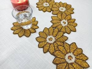 Handmade Yellow Sunflower Shape Knitted Eco-Friendly Coasters for Hotel & Home Use - Product Image 3