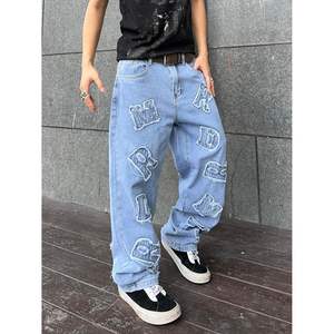 2025 Distro Baggy Jeans para hombres y mujeres Parcheado Carta Insignia Pantalones de mezclilla de pierna ancha Y2K Estilo Hip Hop Oscuro Flaco Casual Suelto - Product Image 2