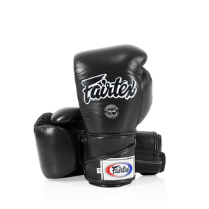ถุงมือชกคิกบ็อกซิ่งคุณภาพดีที่สุด สีดำ Fairtex หนังวัวแท้ อุปกรณ์ชกมวย Fairtex สำหรับการฝึกซ้อมระดับมืออาชีพ - Product Image 1