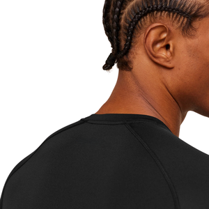 เสื้อยืดบาสเลเยอร์แบบรัดรูปสีดำสำหรับชุดกีฬาผู้ชาย ชุดออกกำลังกาย และชุดเล่นกีฬาทั่วไป พร้อมความยืดหยุ่นและการระบายความชื้น - Product Image 5