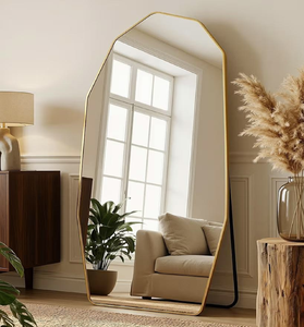 Espejo de cuerpo entero de madera barroca antigua ornamentada con exquisitos detalles tallados, disponible a precio de mayorista. - Product Image 5
