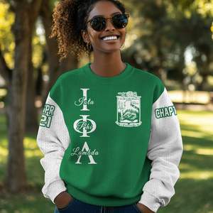 Chaqueta Universitaria Personalizada Iota Phi Lambda en Verde Esmeralda y Blanco, Suéter Tejido de la Hermandad Iota Phi Lambda - Product Image 1