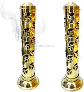 Porta Incienso Portátil Hecho a Mano, Quemador de Fragancia de Latón Grabado con Swastika, Varillas de Incienso de Sándalo, Verano Otoño - Product Image 1