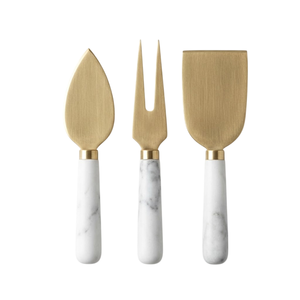 Juego de 3 cuchillos para queso artesanales de mármol blanco y latón dorado, herramientas premium de acero inoxidable para tablas de charcutería para hoteles - Product Image 1