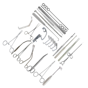 Kit de chirurgie mineure à usage unique : Ciseaux chirurgicaux, pinces, forceps, poignée BP, instruments jetables pour interventions chirurgicales mineures - Product Image 1