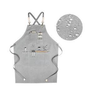 Tablier en toile à bretelles croisées en cuir réglables, avec logo personnalisé, pour uniforme professionnel de l'hôtellerie, avec poche pour outils de nettoyage, vêtement de personnel - Product Image 1