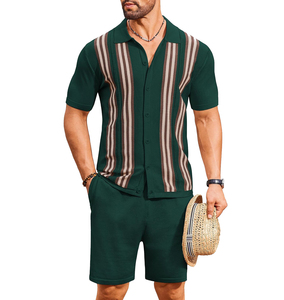 Ensemble T-shirt et short pour homme en coton tissé 100% respirant, 2 pièces, tendance et décontracté pour l'été - Product Image 1