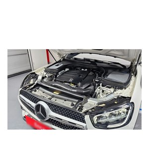 Mercedes-Benz GLC300 4MATIC 2022, conduite à gauche, boîte automatique, sièges en cuir, caméra arrière - 53 967 km - Product Image 6