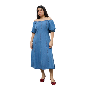 Robe en jean pour femmes avec poches, fabrication de haute qualité, vente en gros - Product Image 1