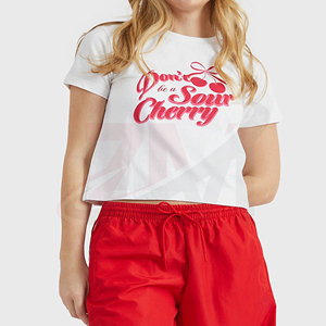 Camiseta Corta para Mujer con Estampado Gráfico de Dos Mujeres, Cuello Redondo, Corte Holgado, Estilo Casual, Manga Corta, 100% Algodón - Product Image 1
