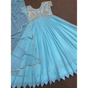 HK Aliya ชุดราตรีลายท้องฟ้างานปักเลื่อมขนาด L สำหรับโอกาสตอนเย็น - Product Image 2