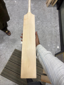 Bâtons de cricket en saule anglais, durables et légers, avec logo et autocollants personnalisés, différentes formes, emballage haut de gamme - Product Image 4