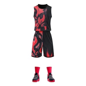 Ensemble d'uniformes de basketball personnalisés avec impression graphique flamme, maillot de basketball entièrement sublimé pour hommes, vêtements de sport d'entraînement d'équipe à séchage rapide - Product Image 3
