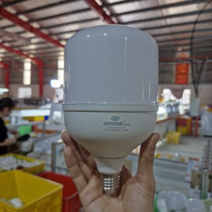 Ampoule LED E27, garantie 2 ans, forme en T, 40W SKD DOB, 220V, 6500K, 3600 Lumens, 109 Lm/W, 20 000 heures - Product Image 1