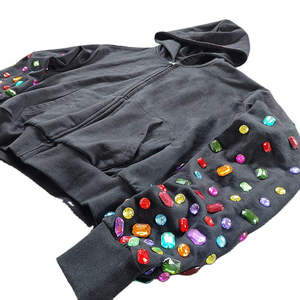 Sweat-shirt à capuche zippé noir pour homme, coupe oversize, manches ornées de strass, style streetwear décontracté, en coton French Terry, idéal pour l'automne - Product Image 3