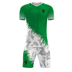 Uniforme Deportivo de Fútbol de Alta Calidad, Transpirable, Ecológico, de Secado Rápido, Ligero, Corte Ajustado, Color Personalizado para Hombre - Product Image 2