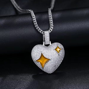 Colgante de Corazón de Plata S925 con Moissanita, Collar con Estrella Brillante y Diamantes para Hombre y Mujer - Product Image 1