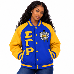 Chaqueta Bomber Azul Rey y Amarilla para Mujer con Letras Bordadas en Chenilla, Forro Personalizado, Botones a Presión y Ribetes Estilo Universitario - Product Image 1