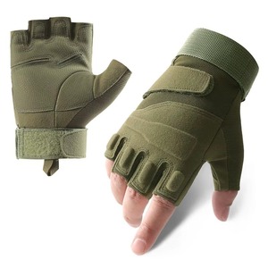 Gants de cyclisme personnalisés avec logo unique, design tendance, anti-boulochage, antibactériens, qualité supérieure, fabrication de premier ordre. - Product Image 3