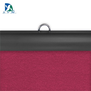 Tableau magnétique en tissu rouge avec cadre en plastique pour tableaux d'affichage et présentoirs de messages - Product Image 2