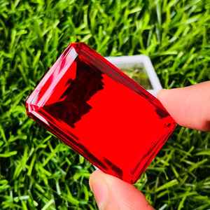 Zafiro Rojo Sintético, Cuarzo, Corte Esmeralda, Creado en Laboratorio, con una Rica Variedad de Colores, Belleza Exclusiva, Joyería Fina Versátil - Product Image 4