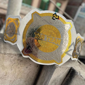 เข็มขัดแชมป์แท็กทีมแบบกำหนดเอง W-W-E สำหรับผู้ใหญ่ ขนาด 4 มม. ทำจากทองเหลือง ชุบทอง พร้อมสายหนังนุ่ม สายรัดเอวสูง - Product Image 3