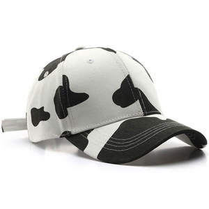 Gorro Deportivo Informal de Estilo Urbano Moderno, Panel Frontal Estructurado, Acabado Liso, 100% Algodón, Hecho en Pakistán - Product Image 1