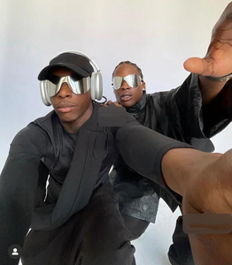 Nuevas Gafas de Sol Futuristas Plateadas YZY 2023, Gafas de Sol de Diseñador de Marca de Lujo, de una Pieza, Grandes y Resistentes al Viento - Product Image 3