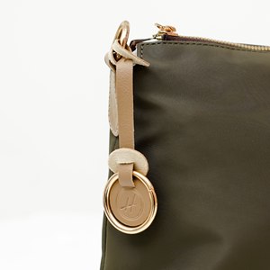 Lightweight Nylon Lady Felly <b>Bag</b> Adjustable Strap Elegant Simple Design <b>Large</b> Capacity Waterproof <b>Drawstring</b> Travel Shopping - Product Image 4