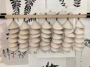 งานศิลปะตกแต่งผนังทำมือสไตล์โมเดิร์น ของตกแต่งบ้าน คุณภาพหรูหรา งานศิลปะแขวนผนัง ของตกแต่งบ้าน โดย Universal Overseas INDIA - Product Image 3