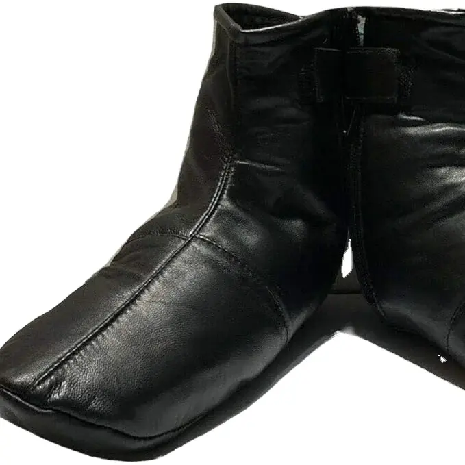 Venta al por mayor precio barato de alta calidad de los hombres calcetines de cuero Casual 2024 logotipo personalizado impreso y calcetines de cuero liso para la venta