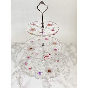 Support à gâteau élégant en résine pour la mise en scène culinaire, la vaisselle de fête et la décoration de table - Product Image 6