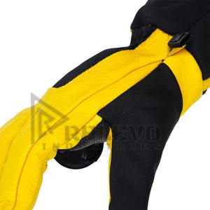 Guantes de Motocicleta Impermeables Antideslizantes Cálidos Protección para Motocross Color Personalizado Textura Suave Unisex Alta Calidad - Product Image 6