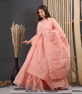 Designer Chanderi Lehenga Comes With An All Over Hand <b>Paint</b> And Frill Detailing And Hand Print Blouse With Chanderi Dupatta <b>Set</b> - Product Image 4