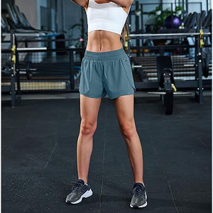 กางเกงขาสั้นเอวสูงสำหรับผู้หญิง แห้งเร็ว 2 in 1 มีซับใน เอวยางยืด เหมาะสำหรับเล่นกีฬา โยคะ ออกกำลังกาย มีกระเป๋า - Product Image 5