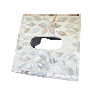 Boîte à mouchoirs en bois faite à la main avec incrustation de nacre pour la décoration de la maison - Product Image 5