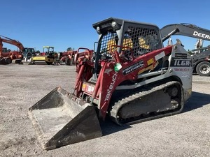 Excavadora Compacta Usada con Peso Operativo de 3000 kg y Cabina de Operador con Cristales para Tareas de Excavación de Precisión - Product Image 2