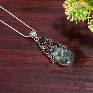 Pendentif de fiançailles vintage en grenat naturel, améthyste et séraphinite, fait main en argent sterling 925 plaqué or/argent, pierres précieuses - Product Image 3