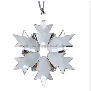 La última colección de adornos navideños y copos de nieve en metal hechos a mano en colgantes atractivos - Product Image 5