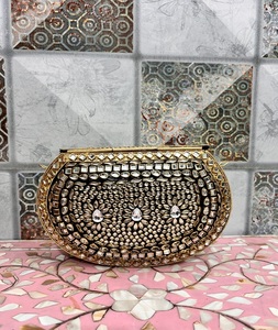 Sacs en résine de pierre et pochettes en résine Kundan, sacs à bandoulière de créateur pour femmes, sacs à main en résine marbrée verte, pochette MOP - Product Image 4