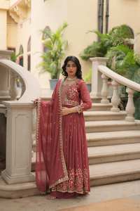 Traje de Novia con Pantalón Anarkali de Diseño con Lentejuelas y Dupatta para Mujer - Product Image 2
