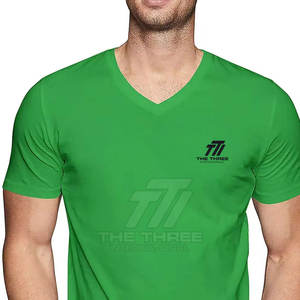 Camiseta de cuello en V para hombre de alta calidad, diseño OEM, camiseta de algodón con cuello en V para hombre, hecha en Pakistán. - Product Image 6