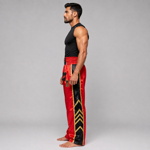 Pantalon de kick-boxing respirant fabriqué avec un tissu de qualité supérieure, assurant confort, confiance et liberté de mouvement au quotidien. - Product Image 4