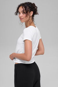 Women's Custom Color Crop <b>Top</b> T Shirt Short Sleeve Summer Casual Tee Wholesale Fashion Apparel Cheap Price OEM Wholesale - Product Image 4