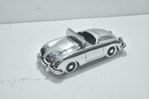 ของตกแต่งโต๊ะรูปรถสปีดสเตอร์คลาสสิกยุค 1950 ทำจากโลหะหรูหรา สไตล์วินเทจ เหมาะสำหรับสะสม ตกแต่งบ้าน สำนักงาน หรือโต๊ะทำงาน - Product Image 2