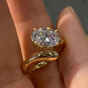 แหวนแต่งงานทรงวงรีสำหรับผู้หญิง แหวนชุบทอง 14K แหวนเพชร 2 กะรัต แหวนหมั้น ของขวัญสำหรับเธอ - Product Image 3
