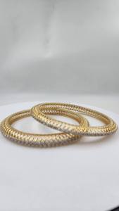 Brazalete de Oro Amarillo de 14K de Alta Calidad con Diamante Cultivado en Laboratorio de Una Sola Línea, 15 Ct, Color FG, VS2, Certificado IGI, 150 Piezas, Estilo Vintage - Product Image 2